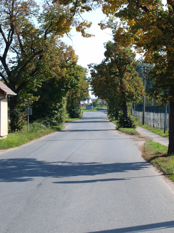 ulice školní od ulice cukrovarské